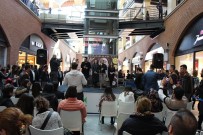 YASEMİN ÖZTÜRK - Forum Mersin 'Deli Aşk' Filminin Oyuncularını Ağırladı