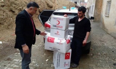 Kızılay'dan Yoksul Aileye Yardım