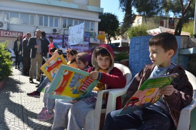 Kozan'da 'Kitabını Da Al Gel, Yazarlar Ölür Kitaplar Kalır' Projesi