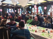 DOWN SENDROMU - Mavi Işıklar Down Sendromlu Çocukları Ağırladı