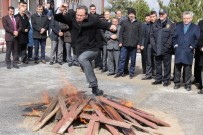 KEMAL YURTNAÇ - Yozgat'ta Nevruz Ateşi Yakıldı