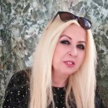 50 Yaşındaki Kadın 4 Kişiye Umut Oldu