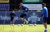 İSMAIL KÖYBAŞı - Fener Eksik Çalıştı