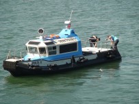 UNKAPANI KÖPRÜSÜ - Haliç'ten Bir Erkek Cesedi Çıkarıldı