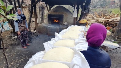GDO'ya Karşı, Ninelerinden Kalma Ekşi Maya İle Doğal Ekmek Üretiyorlar