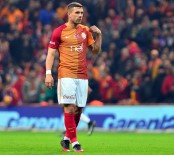 LUKAS PODOLSKI - Podolski veda ediyor