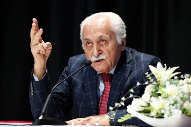 Yavuz Bülent Bakiler Erzurum'da Konferans Verecek
