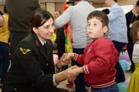 DOWN SENDROMU - Jandarma Down Sendromlu Çocuklarla Bir Araya Geldi