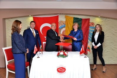 Mersin, Litvanya'nın Klaipeda Şehri İle Kardeş Oldu