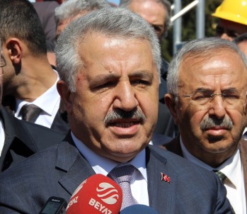 Ulaştırma Bakanı Arslan'dan 'Kabin Yasağı' Açıklaması