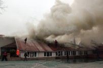 ÇATI YANGINI - Anaokulu Binasının Çatısındaki Yangının Ardından