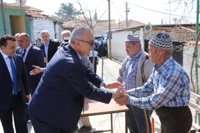 Başkan Ergün, Soma'da Vatandaşları Dinledi