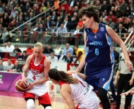 Bellona AGÜ Finale Yükseldi