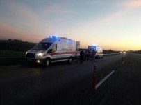 EBRU GÜRSOY - Çanakkale-İstanbul Yolunda İki Ayrı Kaza Açıklaması 1 Ölü, 6 Yaralı