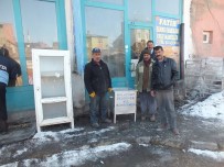 SONER KIRLI - Malazgirt Belediyesinden 'Kül Konteyneri' Dağıtımı