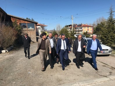 Pursaklar Belediye Başkanı Çetin, Peçenek Mahallesi'nde İncelemelerde Bulundu
