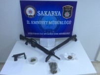 UZMAN JANDARMA - Sakarya'da Polis Ve Jandarmadan Uyuşturucu Operasyonu Açıklaması 5 Tutuklama