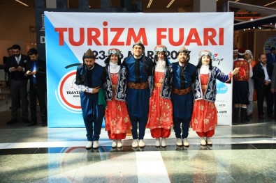 Travel Expo Ankara'da DÜ Rüzgarı