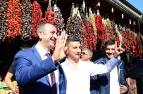 RABİA İŞARETİ - AK Partili Gül Ve Özkeçeci'ye Esnaftan Bozkurtlu Karşılama
