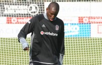 SHANGHAI - Demba Ba'ya Tedbir
