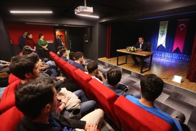 Başkan Piriştina'dan Gençlere Müjde