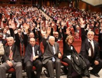 ARİF ERDEM - Galatasaray yönetimi acil olarak toplandı