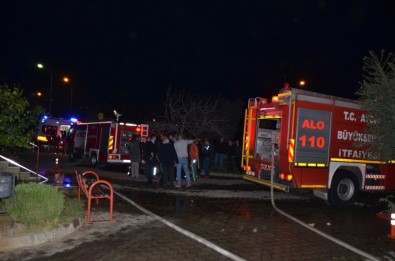 Nazilli'de 10 Katı Apartmanda Çıkan Yangın Korkuttu