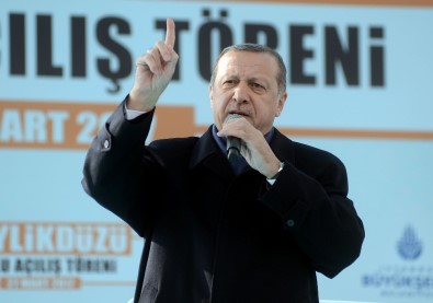 Cumhurbaşkanı Erdoğan'dan Skandal Pankarta Tepki