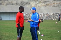 İRFAN BUZ - Evkur Yeni Malatyaspor'da Ayite Ve Sadık Sevinci