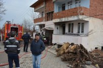 İki Kardeş Dede Ve Ninesini Yangından Kurtardı