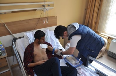 Kalp Krizi Geçiren Hastaya Başbakan Yıldırım'dan Geçmiş Olsun Telefonu