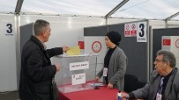 MECLİS İNSAN HAKLARI KOMİSYONU - Köln'de Yaşayan Türk Vatandaşları Oylarını Kullanıyor