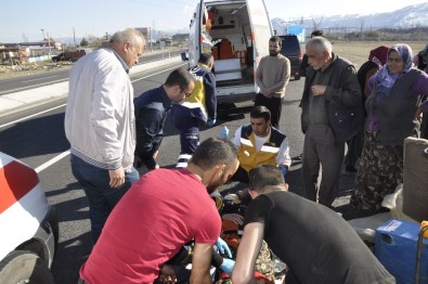 Konya'da Triportör Devrildi Açıklaması 2 Yaralı