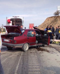 Kula'da Trafik Kazası Açıklaması 2 Yaralı