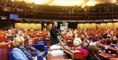 İzmit Belediye Başkanı Avrupa Konseyinde Çok Sert Konuştu