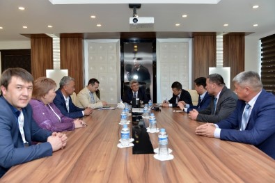 Kırgız Başkanlar Muratpaşa'da