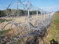 SIĞINMA HAKKI - Macaristan'da Mültecilerin Serbestçe Dolaşımı Yasaklandı