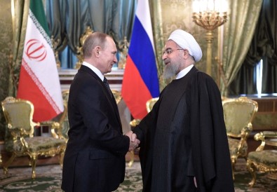 Putin Ve Ruhani Bir Araya Geldi