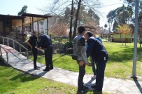 TRAFİK TESCİL - Bafra'da Okul Önleri Ve İnternet Kafelerde Asayiş Uygulaması