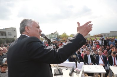 Başkan Karalar, CHP Genel Başkan Yardımcısı Bingöl İle Park Açılışı Yaptı