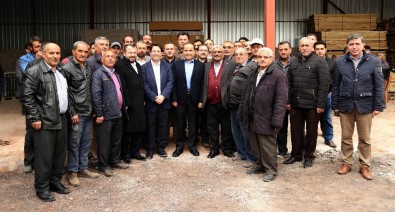 Başkan Ve Milletvekilleri Sanayi Esnafı İle Kahvaltıda Buluştu