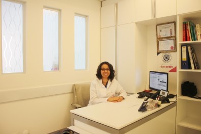 Diş Eti Kanamasına Karşı Düzenli Ağız Bakımı Şart