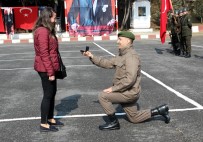 ERDAL EREN - Yemin Töreninde Sürpriz Evleneme Teklifi