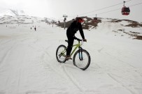 ERCIYES DAĞı - 2 Bin 600 Rakımda Bisiklet Yarışması