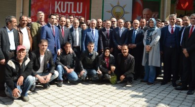 AK Partili Ataş Turgutlu'da Konuştu
