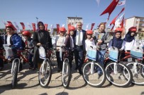 EĞİTİME KATKI PAYI - Körfez'de 622 Öğrenci Bisikletine Kavuştu