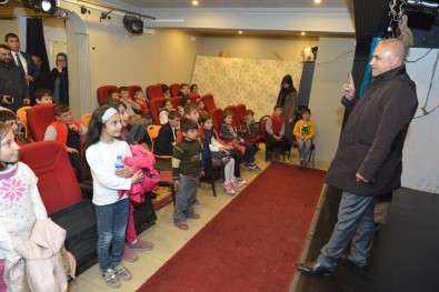 Yakutiye Belediyesi'nden,  Bin 800 Çocuğa Tiyatro Gösterisi