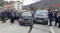 FİKRİ IŞIK - Bakan Fikri Işık'ın Konvoyunda Trafik Kazası Açıklaması 5 Yaralı