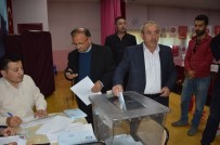 DURSUN YıLMAZ - MHP'de Dursun Yılmaz Güven Tazeledi