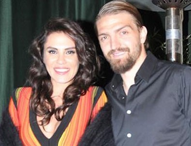 Şükran Ovalı’dan Çınar'lı ilk paylaşım